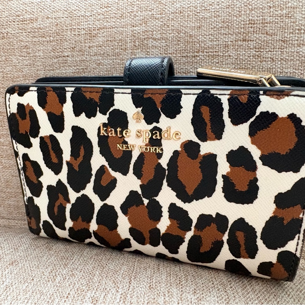 Kate Spade Leopard Bi-fold Snap Wallet